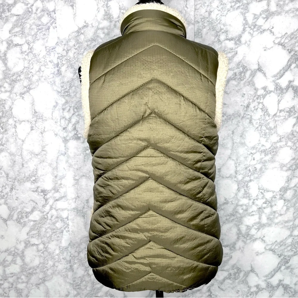 Natural Reflections Olive Green Quilted Sherpa Puffer Vest Women’s Small